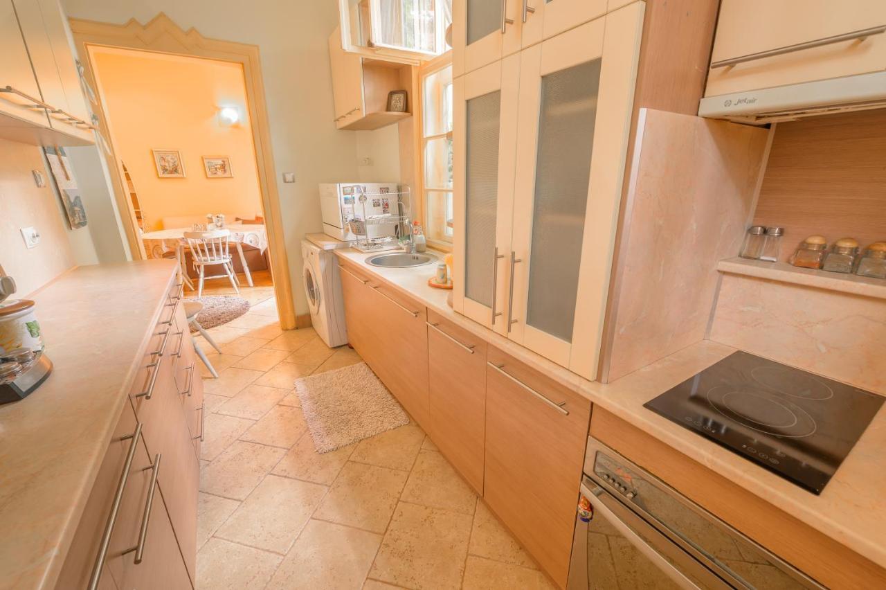 Tomovi Home - Three Bedrooms City Center Plovdiv Ngoại thất bức ảnh